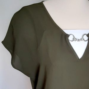 Trends sheer flutter sleeve v-neck high low pullover top w chain accent NWOT